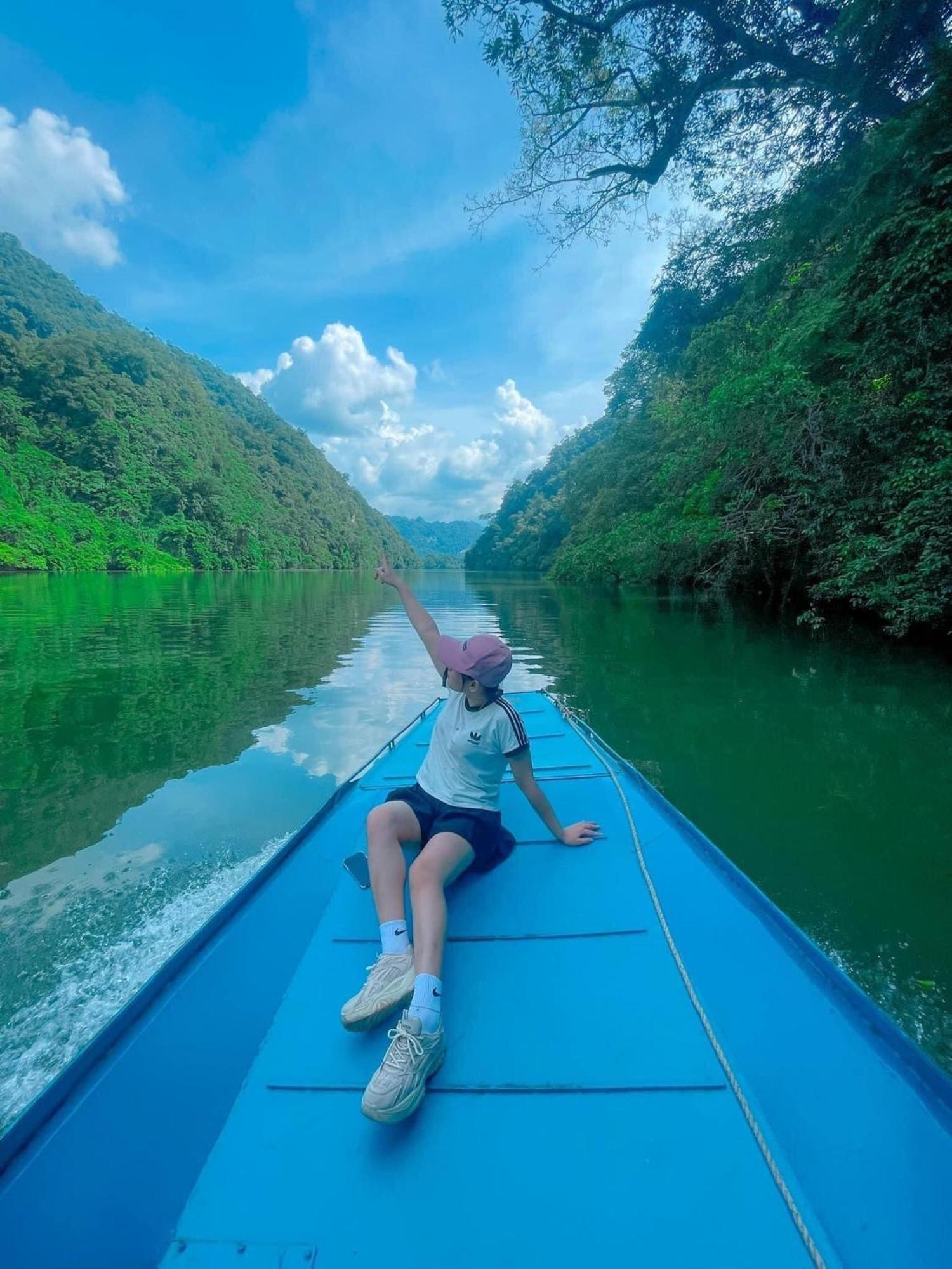Minh Quang Homestay Ba Be エクステリア 写真